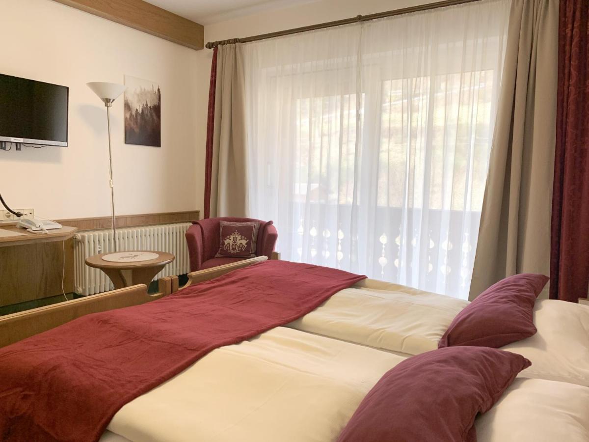 Landhotel Untere Kapfenhardter Muehle Unterreichenbach Zewnętrze zdjęcie