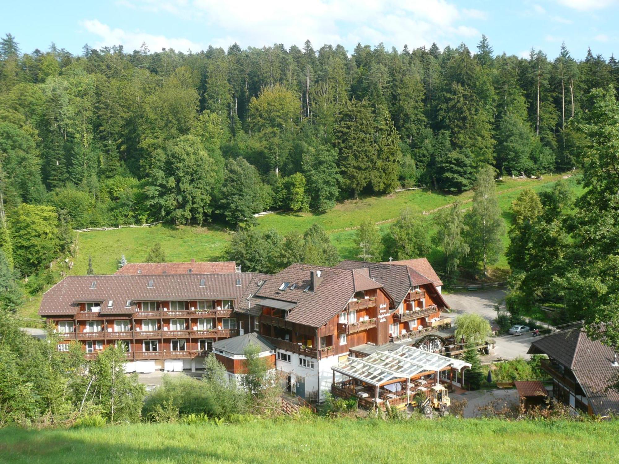 Landhotel Untere Kapfenhardter Muehle Unterreichenbach Zewnętrze zdjęcie